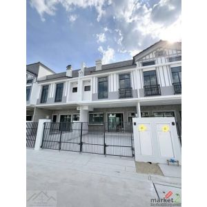 HR 9805 ให้เช่าทาวน์โฮม 2 ชั้น 3 ห้องนอน Villaggio 3 ศรีนครินทร์ บางนา ใกล้ Mega