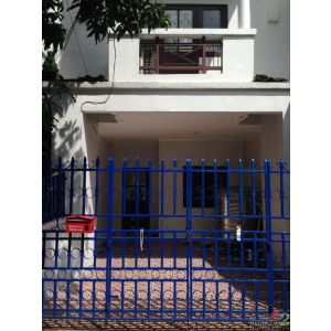 ทาวน์เฮ้าส์ ซอยเรวดี 32  ให้เช่า