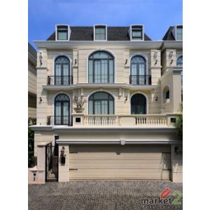 ขาย บ้านเดี่ยว เอกมัย 22 บ้านหรู 3 ชั้น พร้อมลิฟต์และสระว่ายน้ำ ใจกลางเมือง