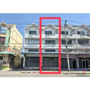 ตึกแถว 3 ชั้น มีชั้นลอย และดาดฟ้า ซอยร่มเกล้า 24 ถนนเคหะร่มเกล้า  กรุงเทพ  -	ราค