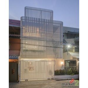 ขายด่วน ทาวน์โฮมรีโนเวทใหม่ 3 ชั้น  ใจกลางสุขุมวิท | ยูนิตเดียวเท่านั้น