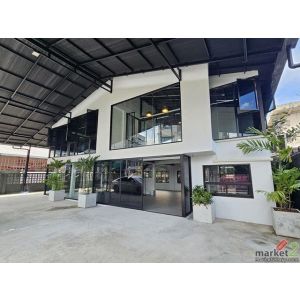 ให้เช่าโฮมออฟฟิศ 2 ชั้นสร้างใหม่ 360 ตร.ม. ย่านสุทธิสาร ลาดพร้าว64 จอดรถ 12 คัน 
