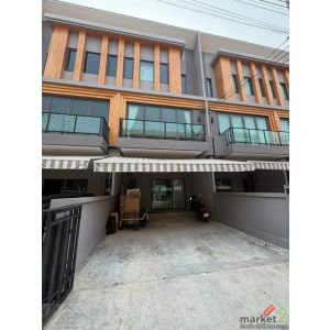 HR 9839 ให้เช่าพรีเมียมทาวน์โฮม 3 ชั้น EIGEN พระราม9 ถนนเฉลิมพระเกียรติ ร.9 ซอย 