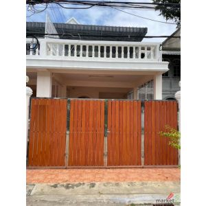 HR 9841 ให้เช่าทาวน์เฮาส์ 2ชั้น ซอยอุดมสุข51 ถนนสุขุมวิท103 ใกล้ รถไฟฟ้าสายสีแหล