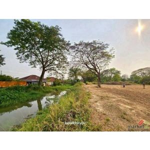 ที่ดินแปลงสวย ติดน้ำ บรรยากาศธรรมชาติ ทำเลดี สันทราย