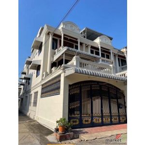 HR 9856 ให้เช่าทาวน์โฮม 3 ชั้น นนทรี 5 พระราม 3 หลังมุม หน้ากว้าง 6 เมตร ใกล้ BR