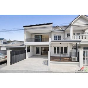 บางจาก 800 ม.รร.นานาชาติ เปิดซิง! ทาวน์โฮมหรู 2-4นอน 2 น้ำ ใกล้BTS บางจาก ประวิท