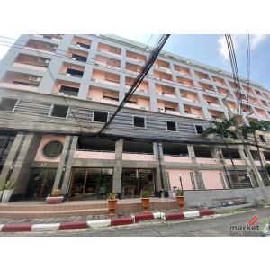ขายอาคาร 9 ชั้นขนาดใหญ่ 7,894 ตรม. แบ่งเป็นโรงแรมและอพาร์ตเมนต์ 84 ห้องพัก แอร์ท