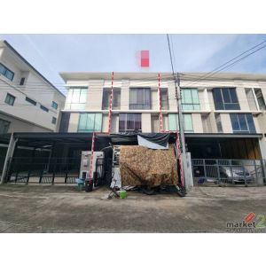 ขายทาวน์เฮ้าส์  หมู่บ้านพาทิโอ (พหลโยธิน-วิภาวดี) ซอยพหลโยธิน 92 ปทุมธานี