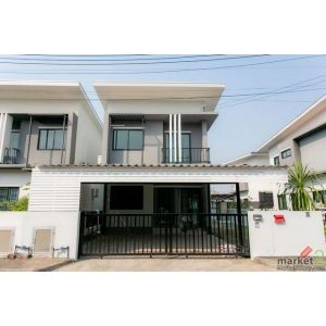 บ้าน 2 ชั้น สไตล์โมเดิร์น รีโนเวทใหม่ ทำเลดี เดินทางสะดวก หางดง 