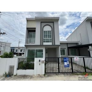 ขายบ้านแฝด ชีวาโฮม กรุงเทพฯ- ปทุม ทำเลเมืองปทุมธานี 3 ห้องนอน เนื้อที่ 32 ตร.วา 