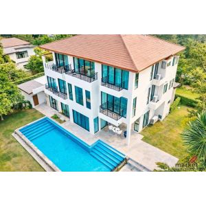 ม.นานาชาติแสตมฟอร์ด 250ม. 200ตร.วา. 650ตร.ม.พระราม9 Pool Villa เฟอร์ครบ 6นอน 4ปี