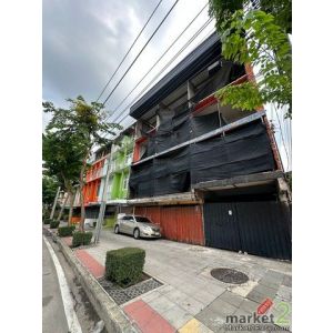 ขายที่ดินพร้อมสิ่งปลูกสร้าง — ริมถนนราษฎร์บูรณะ ทำเลดี ติดถนนใหญ่ 