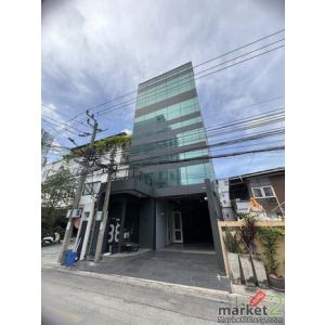Rare Residential Building for Rent  with Lift Access Prime Thonglor 23 Location