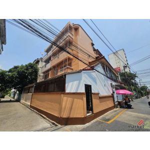ตึกหัวมุมติดถนนให้เช่าชั้น 2,3,4+ดาดฟ้า 30,000/เดือน ซ.ลาดพร้าว 87 ทะลุ ซ.ประดิษ