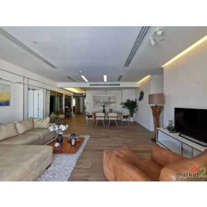Bright and Spacious 3 Bedroom Residence Near Emporium and Benchasiri Park at Wil