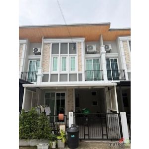 ให้เช่าทาวน์เฮ้าส์ 2 ชั้น 16 ตร.ว. โกลเด้น ทาวน์ รามอินทรา-วงแหวน ถนนคู้บอน (พร้