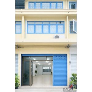ตลาดรุ่งเจริญ 200 ม. เซ็นทรัล พระราม 3 400 ม. ถ.สาธุประดิษฐ์35-43  ตึกแถว 3 ชั้น