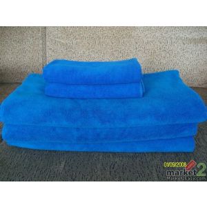 ผ้าไมโครไฟเบอร์  ขนาด  100x200 Cm.  ราคาผืนละ  450.- บาท (สีน้ำเงิน) 089166866