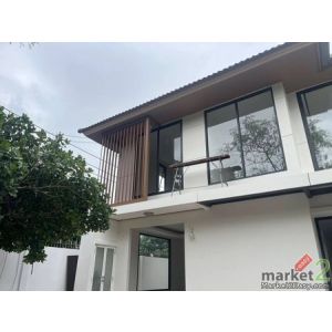 ให้เช่า บ้านเดี่ยวหรู ทำเลทอง ปรีดีพนมยงค์ 42 บ้านสร้างใหม่ ใกล้BangkokPrepInter