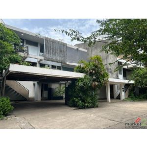 ให้เช่า #โฮมออฟฟิศ Private Garden view Duplex Office ใจกลางอารี #ใกล้BTSอารี 095