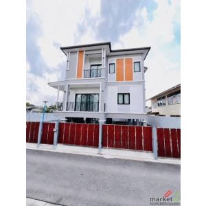 ขายบ้านเดี่ยว3ชั้น260ตร.วสร้างเองสภาพใหม่พัฒนาการ32หลังหมู่บ้านพฤกษา73ทำเลใกล้เม
