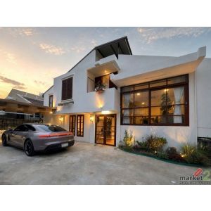 ให้เช่าบ้านเดี่ยว 2 ชั้น 88 ตรว. 5 ห้องนอน หมู่บ้านรัชดานิเวศน์ ห้วยขวาง renovat