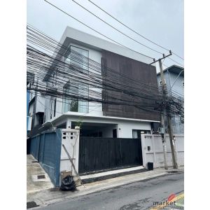 T26-809 ให้เช่า บ้าน บ้านเดี่ยว 3 ชั้น ซอย 20 มิถุนา ถนนสุทธิสารวินิจฉัย ใกล้กับ
