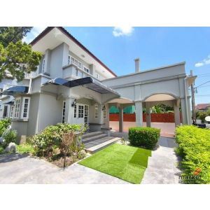 รหัสC7246 ให้เช่าบ้านเดี่ยว 2ชั้น บ้านรีโนเวทใหม่พร้อมอยู่ หมู่บ้านเบญจรงค์ ซอยร