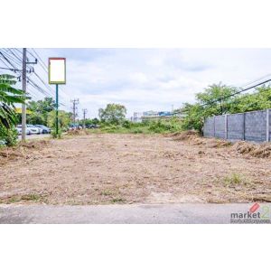 รพ.รามคำแหง2  400 ตร.ว.  พื้นที่สีเหลือง ย.3 ซอยมิสทีน ที่ดินถมแล้ว1 ไร่ ติดถนนร