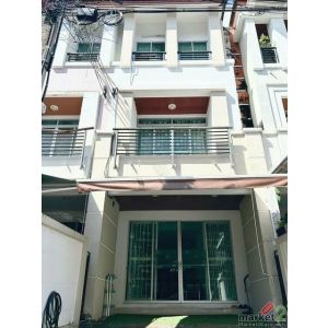 ให้เช่าทาวน์โฮม 3 ชั้น บ้านกลางเมือง เดอะ ปารีส พระราม 9 – กรุงเทพกรีฑา 7 ใกล้ทา