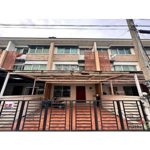 ขายทาวน์โฮม 3 ชั้น 20 ตรว. หมู่บ้านทาวน์พลัส เกษตร – นวมินทร์ ถนนคลองลำเจียก หลั