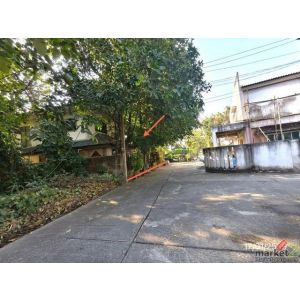 ขายบ้านเดี่ยวเชียงใหม่ 2 ชั้น มีชั้นใต้หลังคา อำเภอสันทราย ถนนป่าเหมือด-พยากน้อย