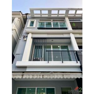 ให้เช่าทาวน์โฮม 3 ชั้น หมู่บ้านกลางเมืองพระราม 9 - รามคำแหง 39 ใกล้ทาวน์อินทาวน์