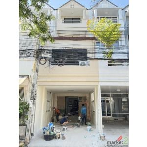 ให้เช่าโฮมออฟฟิศ3.5ชั้นทาวน์อินทาวน์ถนนศรีวราเลียบด่วนใกล้เอกมัย-ทองหล่อ