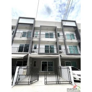 ให้เช่าทาวน์โฮม 3 ชั้น 3 ห้องนอน บ้านกลางเมือง สวนหลวง เฉลิมพระเกียรติ ร.9 ซอย 2