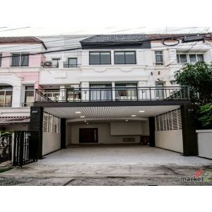 รหัสC7272 ให้เช่าทาวน์โฮม 3ชั้น โครงการบ้านกลางเมือง บริติซ ทาวน์ ศรีนครินทร์ ใก