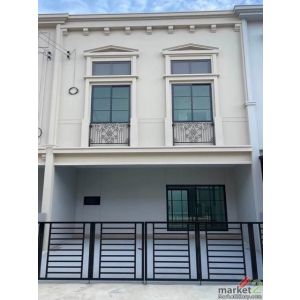 ให้เช่าทาวน์โฮม 2 ชั้น 130 ตร.ม. Siri Place Pattanakarn เฉลิมพระเกียรติ ร.9 ซอย 