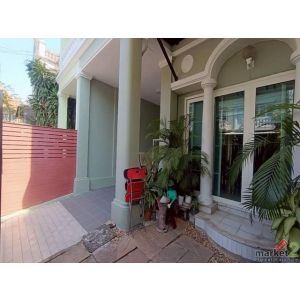 ให้เช่าทาวน์โฮม 2 ชั้น 29 ตร.ว. หมู่บ้านสุขุมวิทการ์เด้น ซิตี้ 2 ซอยสุขุมวิท 54 
