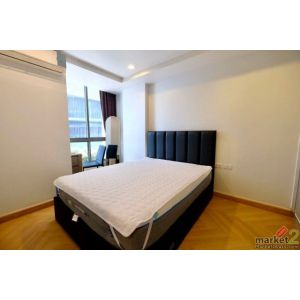 Downtown Sukhumvit 49 quiet private 2nd floor BTS Thonglor