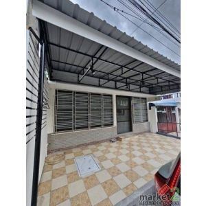 HR 10433 ให้เช่าทาวน์เฮาส์ 2 ชั้น Renovated ใหม่ 200 ตรม. ซอยพหลโยธิน 69-1 ใกล้ 