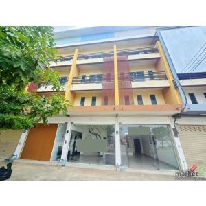 โรบินสัน ราชบุรี 1.98 กม. อาคารพาณิชย์ 3 คูหา 6 นอน  รร.ดรุณาราชบุรีวิเทศศึกษา 6