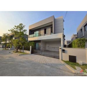 ให้เช่าบ้านเดี่ยว 2 ชั้น 55.5 ตรว. 4 ห้องนอน โครงการ Centro บางนา ใกล้เมกะบางนา 