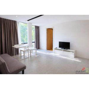 Central Embassy 325 ม. บำรุงราษฎร์ 850 ม. ลด 35% ซอยนายเลิศ คอนโด 1นอน 1น้ำ The 
