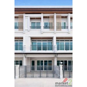 260922ppjvlaiu ให้เช่า ทาวน์เฮ้าส์ ศรีนครินทร์40-48 เยื้องๆ  พาราไดซ์ พาร์ค บางน