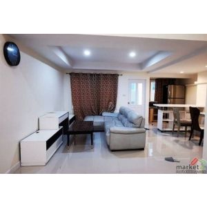 ให้เช่าทาวน์โฮม 4.5  ชั้นซอย วิภาวดีรังสิต 20  บุษราคัมเพลส    5 ห้องนอน 6 ห้องน