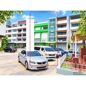 260724sgopnok ให้เช่า อาคารพาณิชย์ ติดตั้งลิฟท์ด้านหน้า 8นอน 4น้ำ รพ.รามคำแหง 40