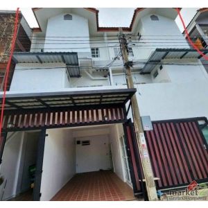 อาคาร 3 ฃั้น 2คูหาทะลุกัน 10 ห้องนอน 10 ห้องน้ำ ซอยพุทธบูชา พระราม 2 ซอย 33 เหมา