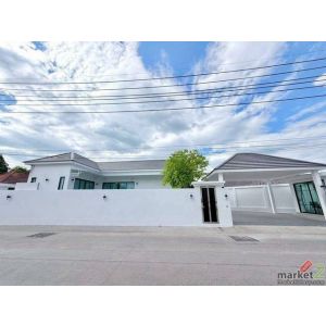 พลูวิลล่าสร้างใหม่  ตกแต่งพร้อมอยู่ โซนพัทยา ใกล้หาดจอมเทียน FP-H02414 