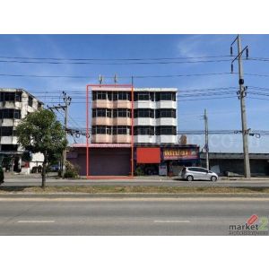 อาคารพาณิชย์ 4 ชั้น 2 คูหา ถนนบางกรวย-ไทรน้อย ตึกมุม